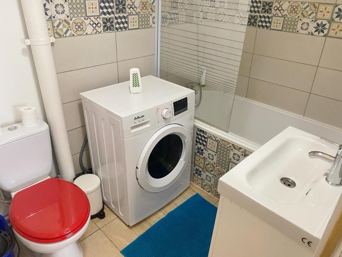 Appartamento 010 Chic & Cosy F1 29M2 Hypercentre Wifi Smart Tv Netflix Saint-Etienne  Esterno foto